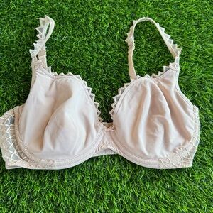 Marie Jo Elegant Lace Trimmed Bra Size  UK 34D